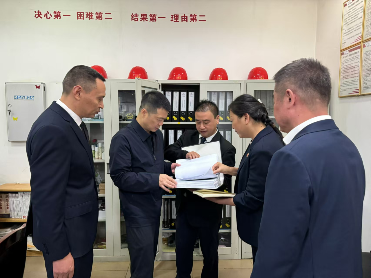 省尊龙集团党委书记、董事长游勇国庆节期间调研督导旗下酒店经营及安全生产工作